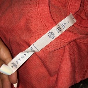 Lululemon swiftly tech top